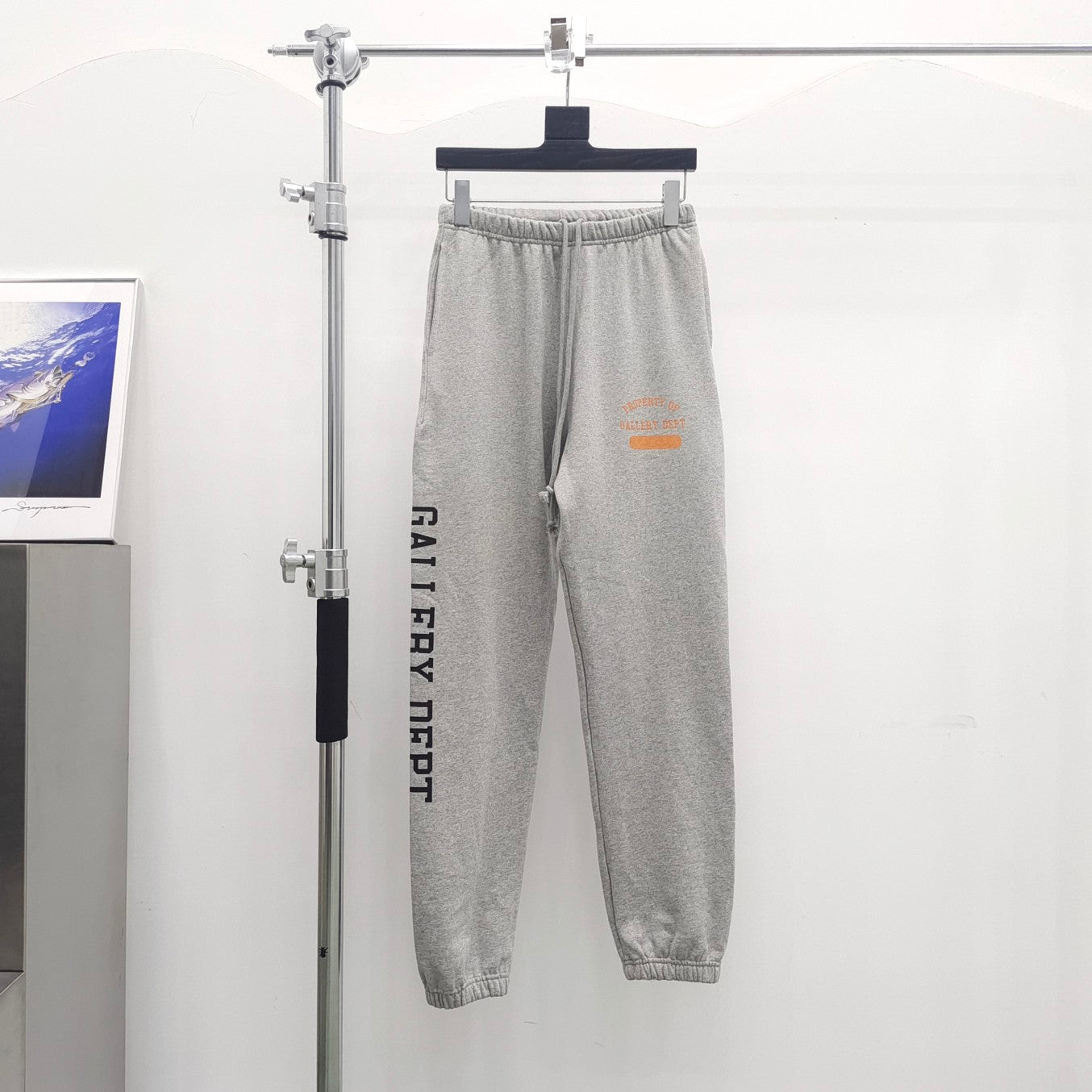 Gallery Dept Vertical Logo Sweatpants